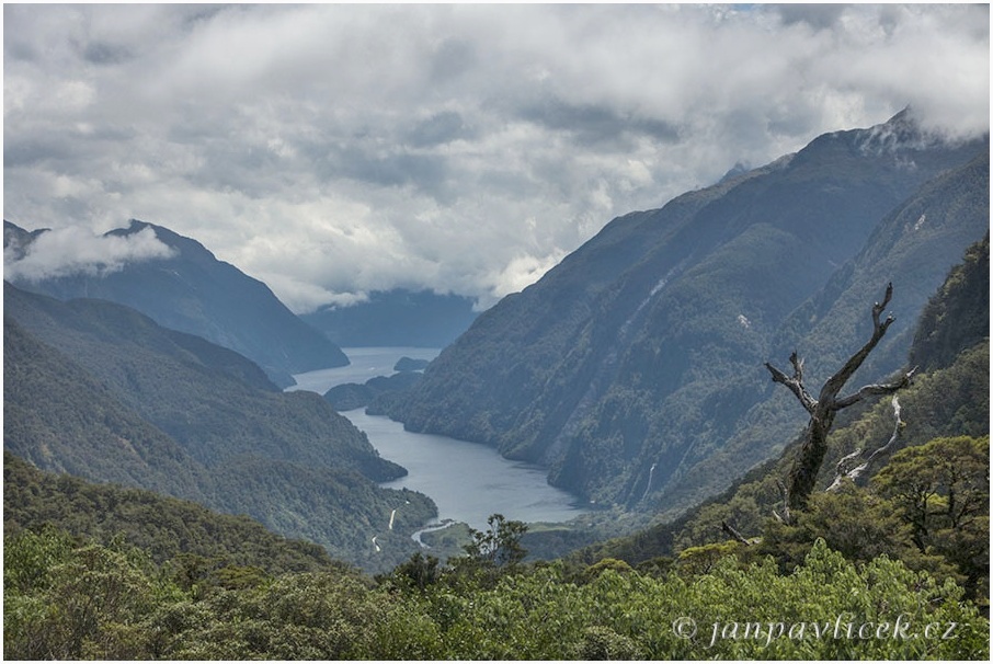 Jezero Manapouri