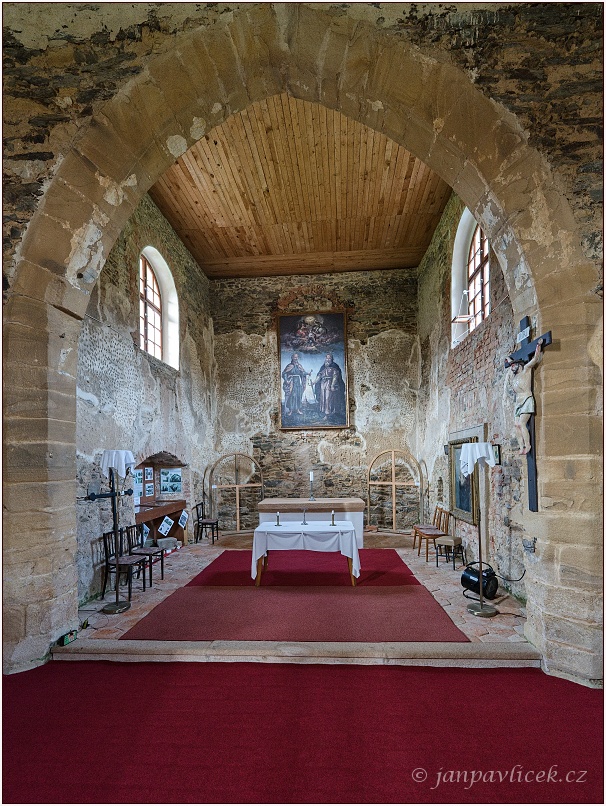 KOSTEL SV. PETRA A PAVLA , DOLANY