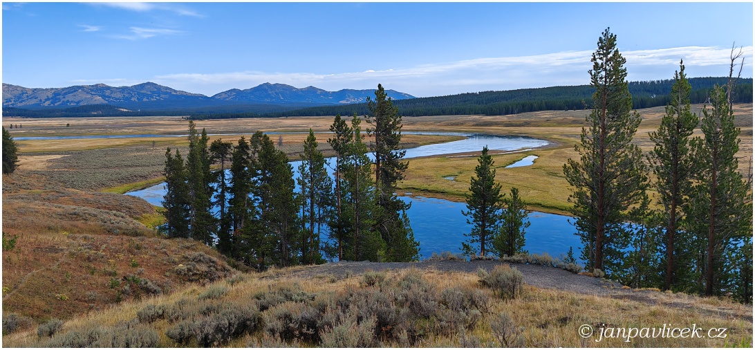 Řeka Yellowstone v údolí Hayden