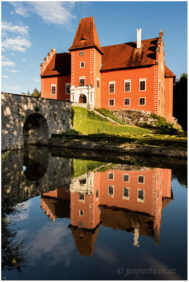 Zámek Červená Lhota