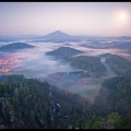 Měsíc nad Jetřichovicemi | fotografie