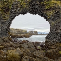 Skalní oblouk v Arnastapi, západní Island | fotografie