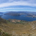 Z vrcholu Roys Peak (1578m), trek: převýšení 1228, 16 km | fotografie